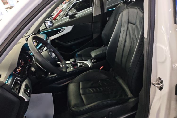 Used Audi A4L 2019 40 TFSI Fashion Version China V