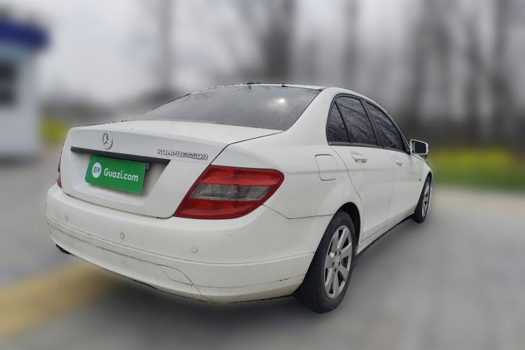 Used Mercedes-Benz C-Class 2010 C 180K Classic model