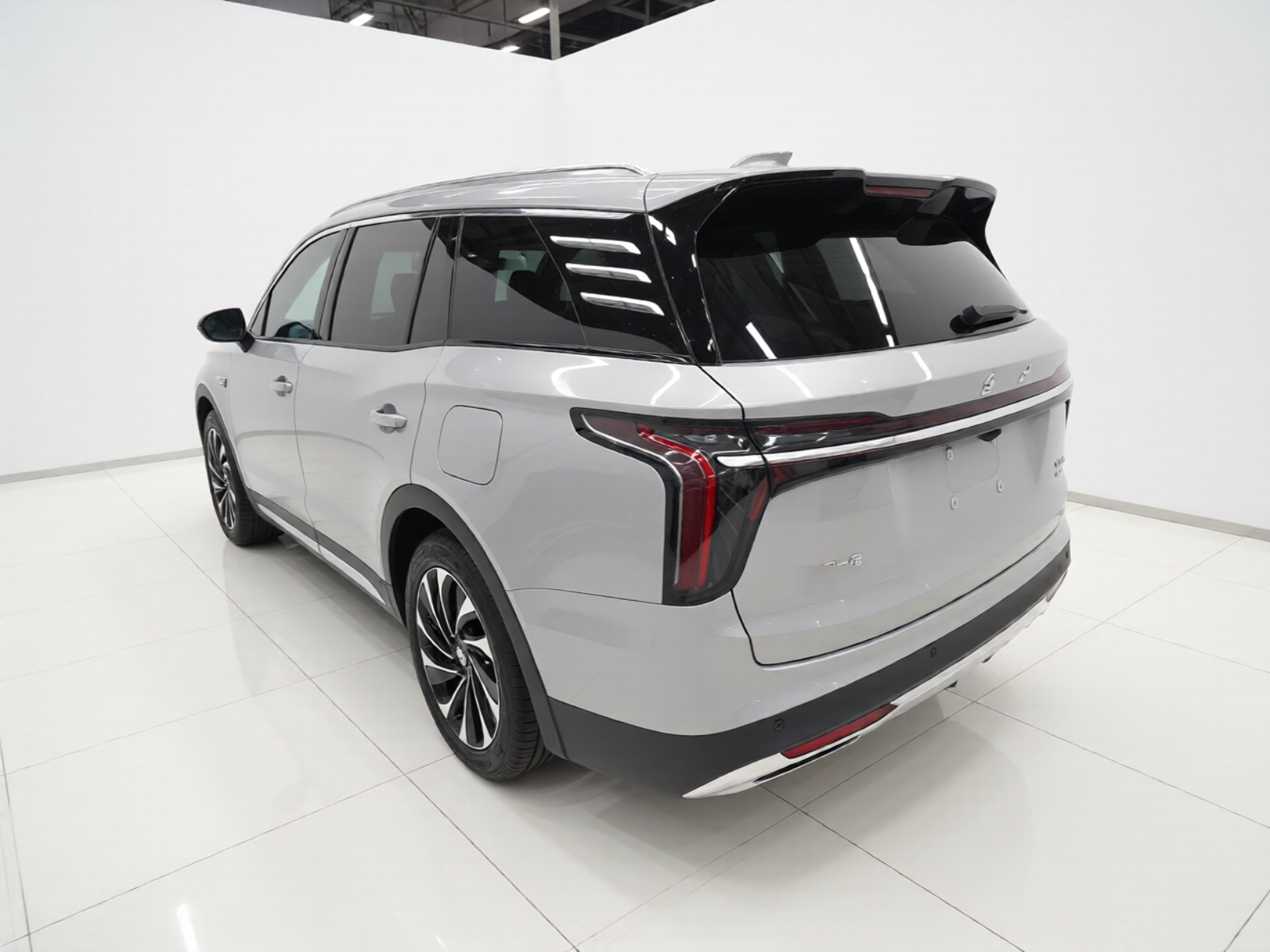 Hongqi HS7 PHEV 2024 2.0T PHEV Four-Wheel-Drive Flagship Edition 6 Seats — снимка 4