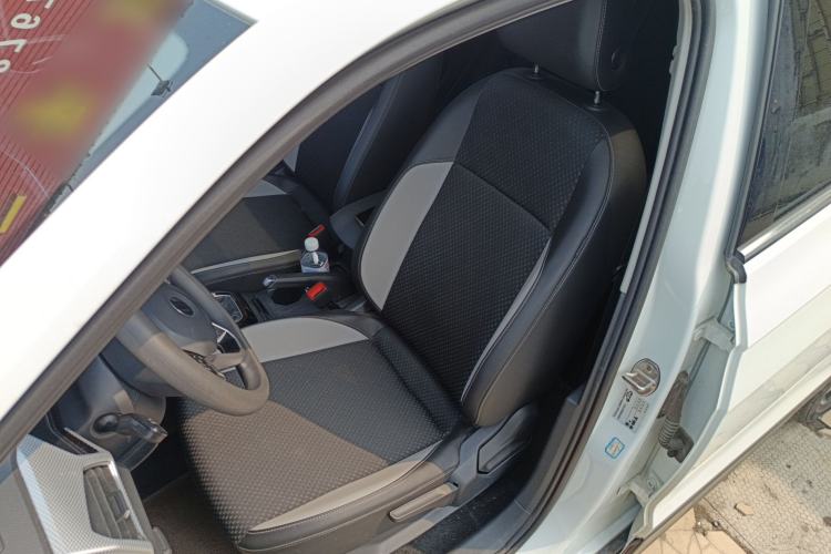 Used Volkswagen Tacqua 2023 200TSI DSG Joy-Connect Edition Left Front Seat