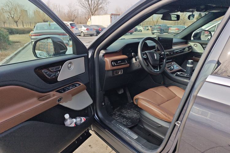 Used Lincoln Aviator 2020 3.0T V6 All-Wheel Drive Executive Version Driver Seat