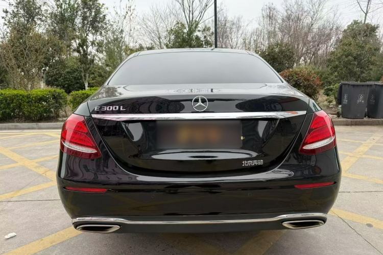 Used Mercedes-Benz E-Class 2018 E 200 L Exterior 3