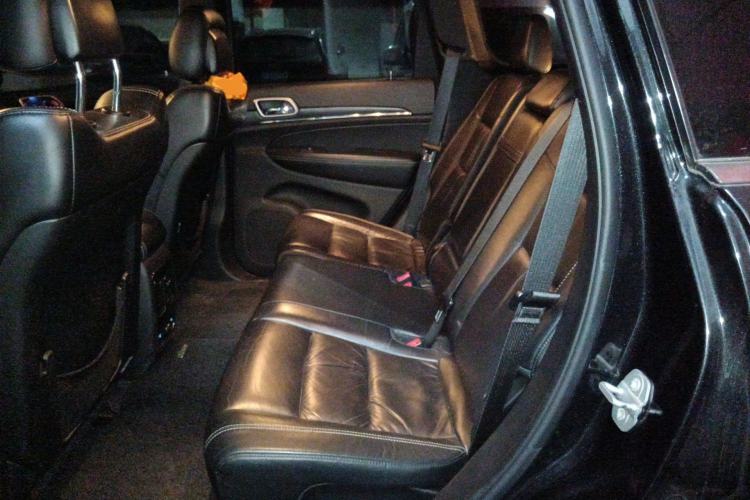 Used Jeep Grand Cherokee 2015 3.0L Comfort Navigation Edition