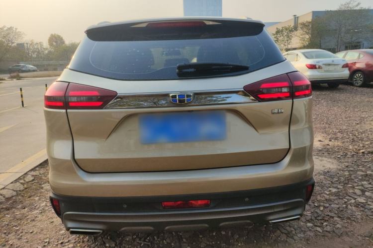 Used Geely Auto Emgrand X7 Sport 2018 1.8TD Automatic Two-Wheel Drive Smart Connect 4G Internet Edition
