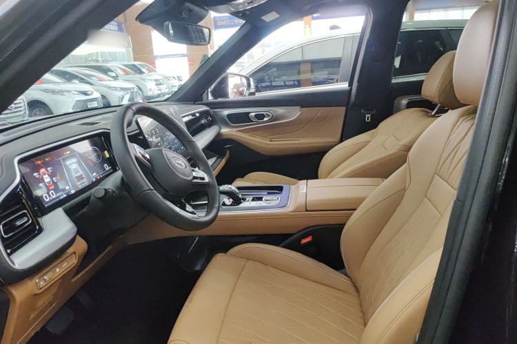 Used GAC Trumpchi GS8 2025 Linghang Series 2.0 TGDI Two-Wheel-Drive Luxury Edition 5 Seats
