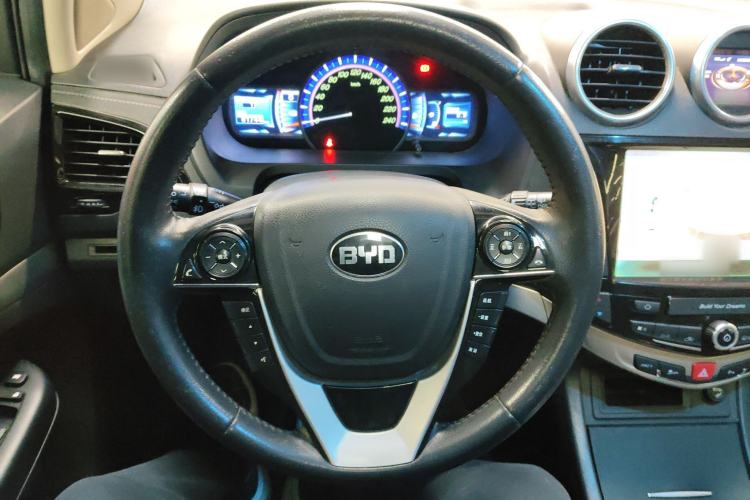 Used BYD S7 2016 1.5T Manual Luxury Edition