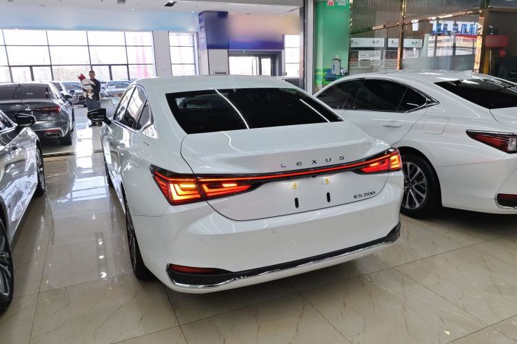 Used Lexus ES 2025 200 Premium Edition
