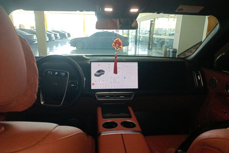 Used Li Auto L8 2023 Pro Model
