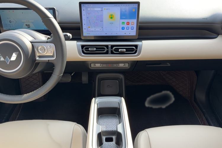 Used Wuling Bingo PLUS 2024 330 km Range Five-Seater Version
