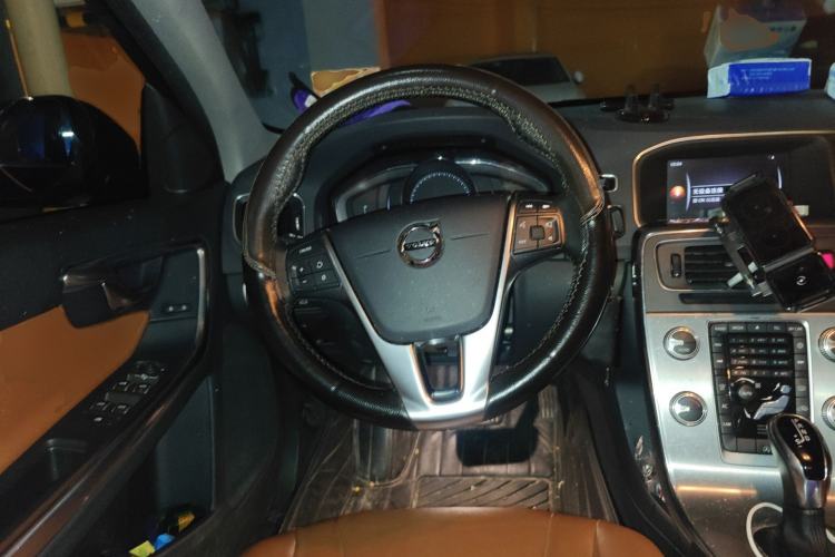 Used Volvo S60 2019 S60L Facelift T5 Intelligent Advanced Edition Steering Wheel