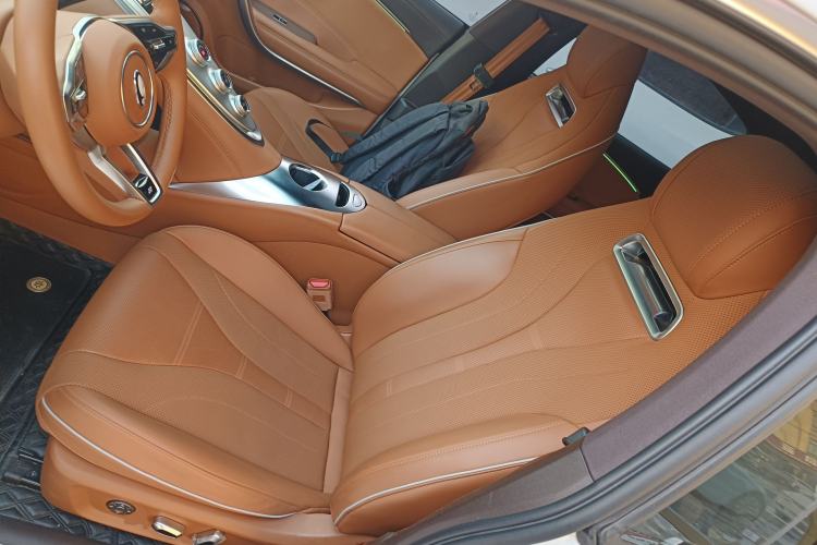 Used ORA Lightning Cat 2022 555 km Luxury Edition
