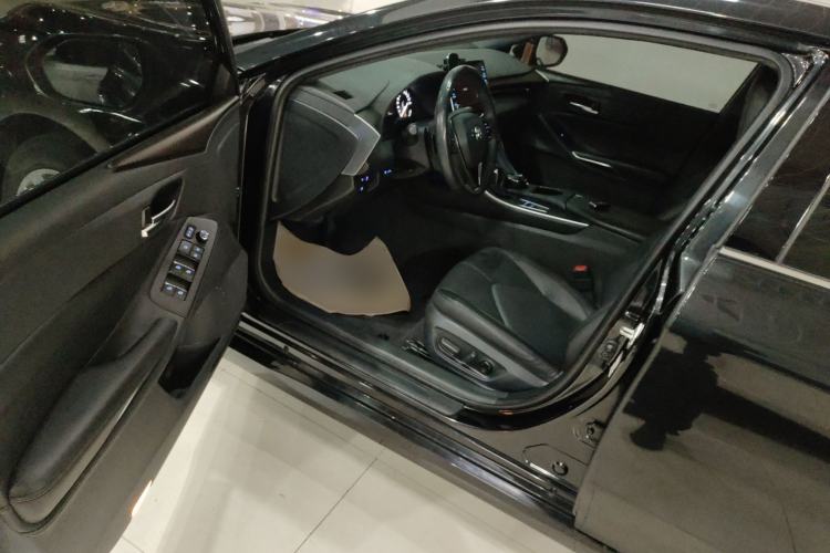 Used Toyota Avalon 2021 2.5L Luxury Edition Interior 3