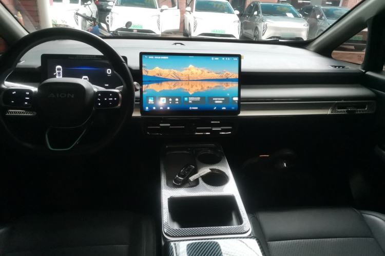 Used AION Y 2023 Plus 510 Smart Edition