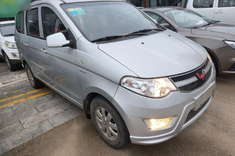 Used Wuling Hongguang 2014 1.5L S Standard Version