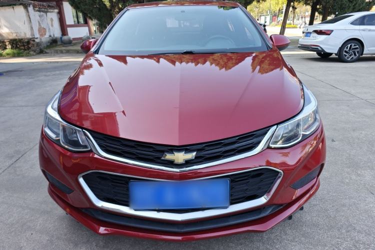Used Chevrolet Cruze 2018 320 Automatic Pioneer Sunroof Edition Front