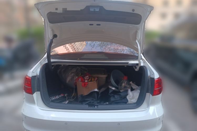 Used Volkswagen Sagitar 2015 1.6L Automatic Comfort Model Trunk