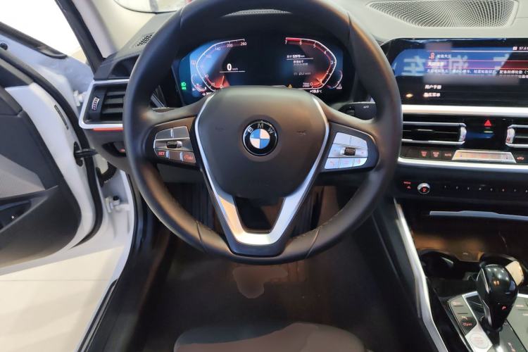 Used BMW 3 Series 2020 325Li First Edition Steering Wheel