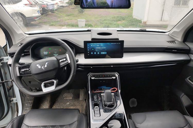 Used Wuling Asta 2022 2.0L DHT Electric-Speed Version