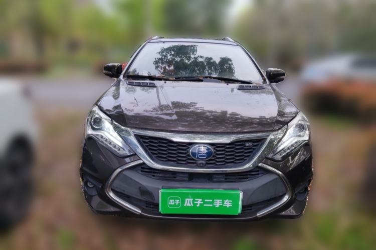 Used BYD Tang New Energy 2017 2.0T All-Wheel Drive Hyatt Model Front