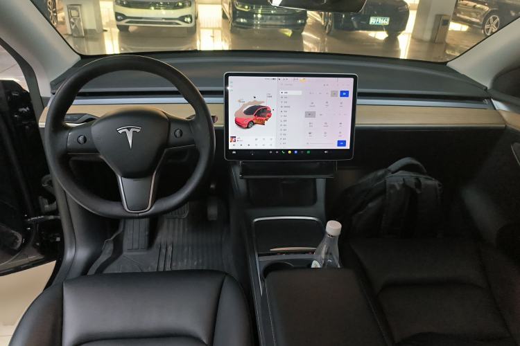 Used Tesla Model Y 2021 Standard Range Rear-Wheel Drive Version