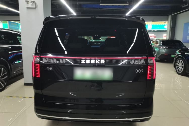 Used Zeekr 009 2024 Six-Seat Executive Version 4WD 108 kWh Rear
