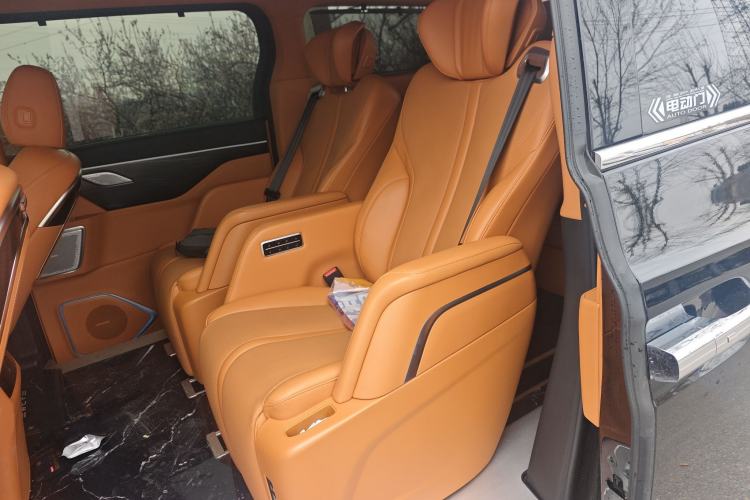 Used Wey Gaoshan 2023 Four-Wheel-Drive Executive Extended Version
