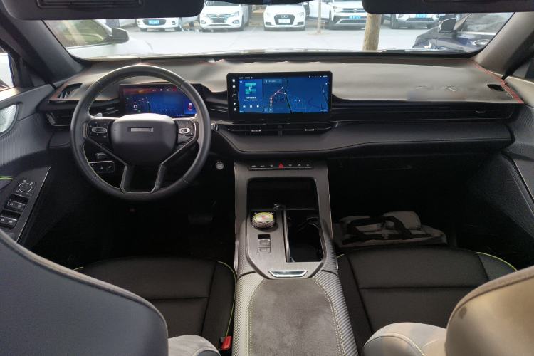 Used Haval H6S 2022 2.0T Two-Wheel Drive ZhiRun Version
