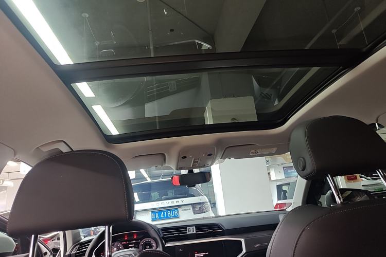 Used Audi Q3 2023 35 TFSI Fashion Dynamic Model (1.5T)
