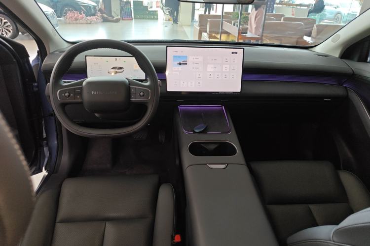 Used Nissan N6 2026 Model 180 Max Center Console