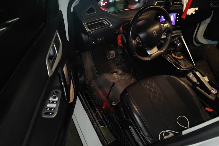 Used Peugeot 308 2016 1.6L Automatic Luxury Edition Driver Seat