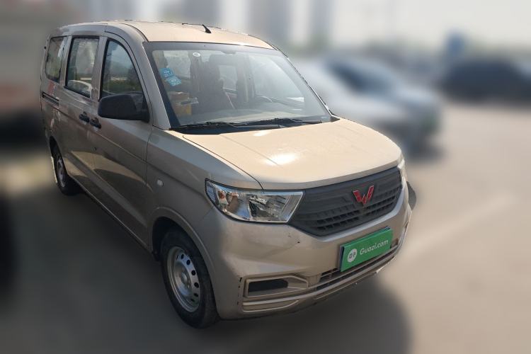 Used Wuling Hongguang V 2019 1.5L Base Version China VI LAR
