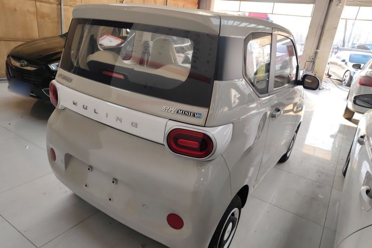 Used Wuling Hongguang MINIEV 2024 3rd Generation 215km Youth Edition