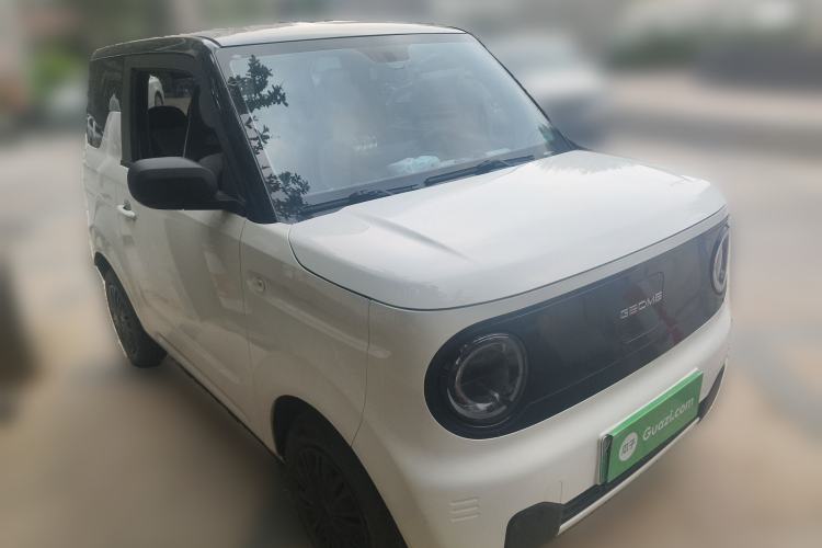 Used Geely Galaxy Panda 2024 Panda Mini 200km Endurance Bear Front Right 45 Deg