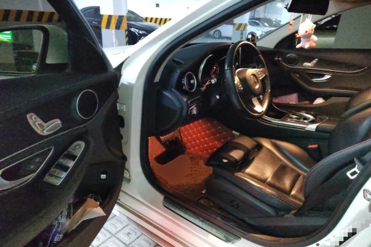 Used Mercedes-Benz C-Class 2015 Restyled C 180 L Sport Edition Driver Seat