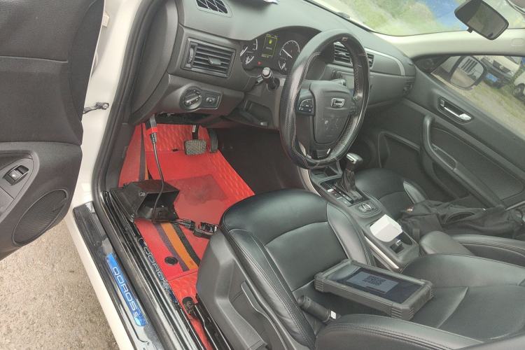 Used Qoros 5 2018 1.6T Automatic Leading Model
