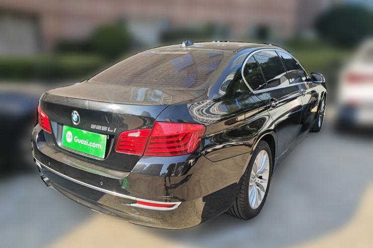 Used BMW 5 Series 2014 525Li Luxury Design Package
