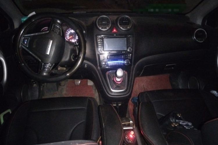 Used Haval H6 2016 Upgraded Model 1.5T Manual Two-Wheel Drive Elite Version