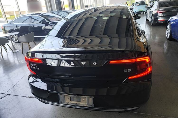 Used Volvo S90 2024 B5 Zhiyuan Luxury Edition
