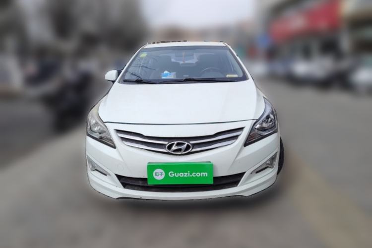Used Hyundai Verna (older generation) 2014 1.4L Manual Smart GLS Trim
