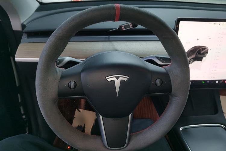 Used Tesla Model Y 2022 Rear-Wheel-Drive Version