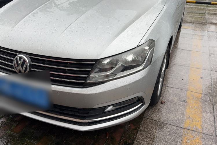 Used Volkswagen Lavida 2015 1.6L Automatic Comfort Edition Left Front Headlight