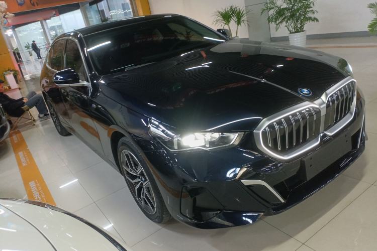 Used BMW i5 2024 eDrive 35L M Sport Package
