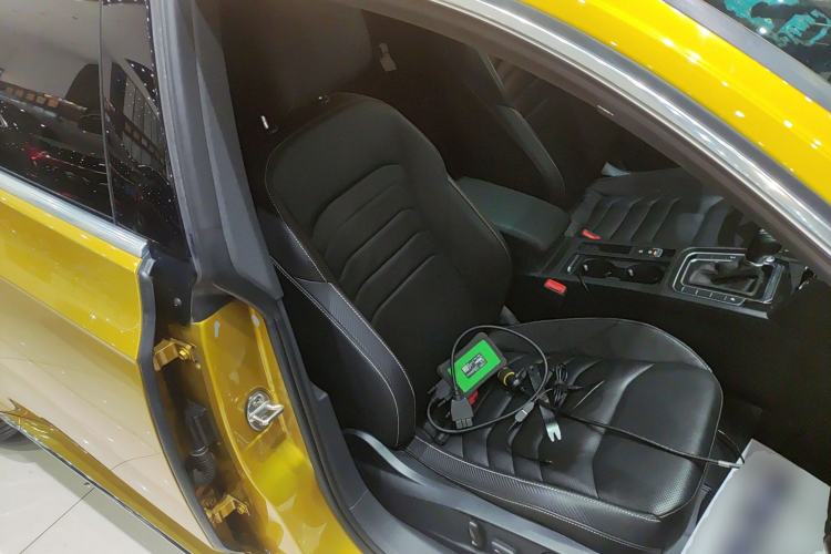 Used Volkswagen FAW-Volkswagen CC 2019 330TSI Glamour Edition China VI
