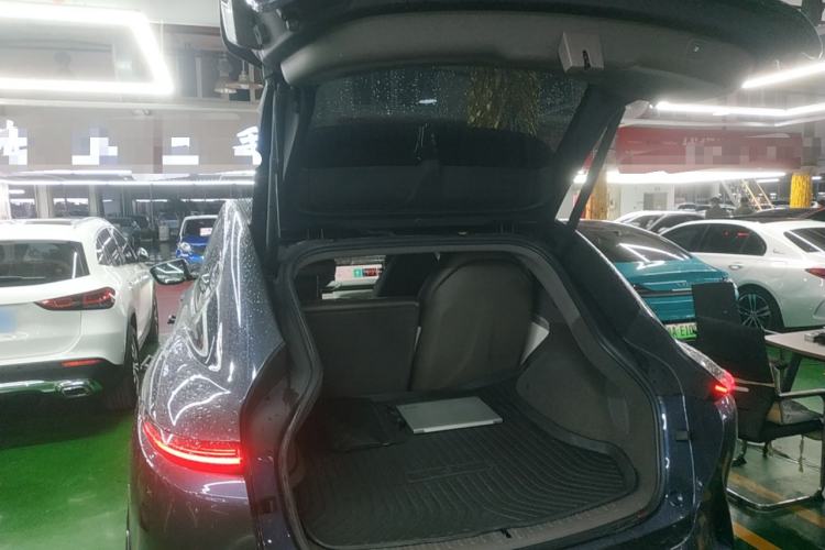 Used IM LS7 2023 90 kWh Elite Rear-Drive Version
