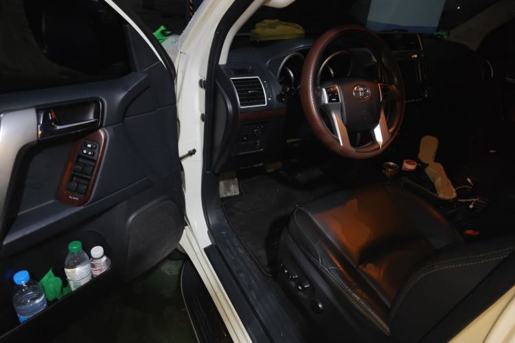 Used Toyota Prado 2016 3.5L Automatic TX-L Driver Seat