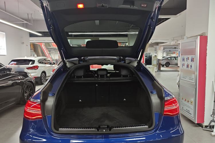 Used Mercedes-Benz GLC Coupe 2018 GLC 260 4MATIC Coupe SUV