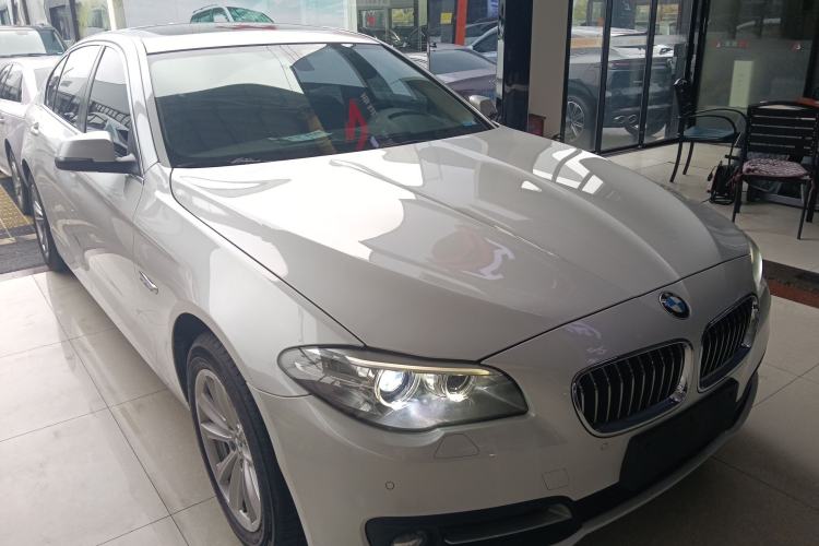 Used BMW 5 Series 2014 520Li Elegant Model
