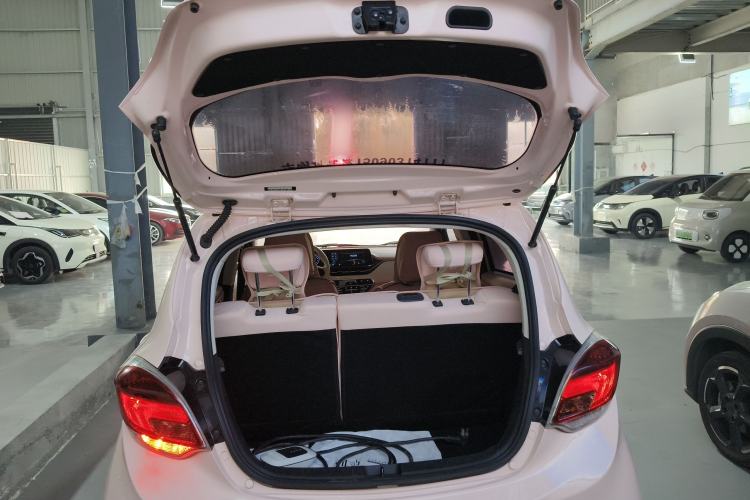 Used CHANGAN Benni E-Star 2022 Qingxin Edition Colorful Model Lithium Iron Phosphate
