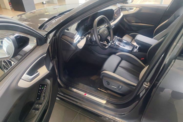 Used Audi A5L 2026 2.0T Sport Driver Seat