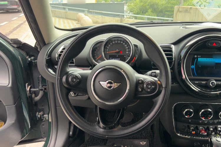 Used MINI Clubman 2016 Revised Version 1.5T COOPER Connoisseur Edition Interior 1